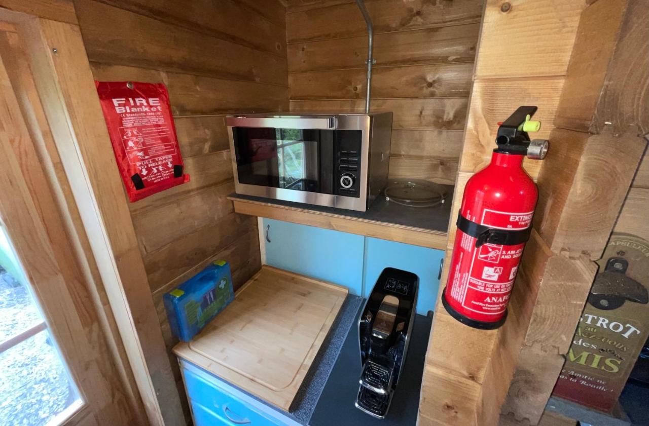 Retro Private Lodge With Hot Tub Nr Dartmoor Newton Abbot Exterior foto